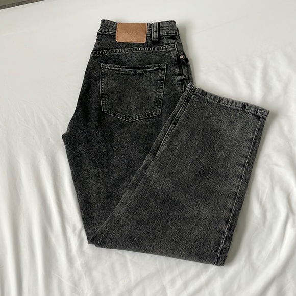 Zara Mom Jeans - Picture 1 of 3